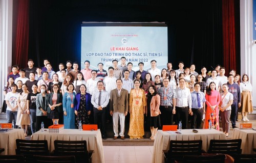Khai giảng các lớp trình độ đào tạo Thạc sĩ, Tiến sĩ tuyển sinh năm 2022
