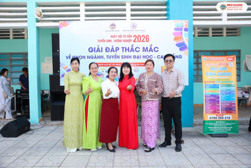 Học sinh làm chủ “Phiên tòa giả định”: Trải nghiệm định hướng nghề nghiệp sáng...