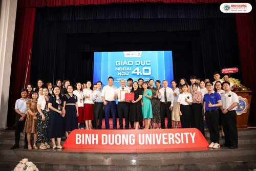 Workshop giao duc Ngoai ngu 4 0 tai Dai hoc Binh Duong  (1)
