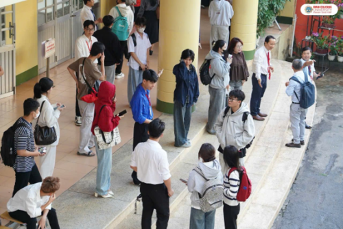 Từ học sinh đến sinh viên: Những bước chân đầu tiên trên hành trình trưởng thành