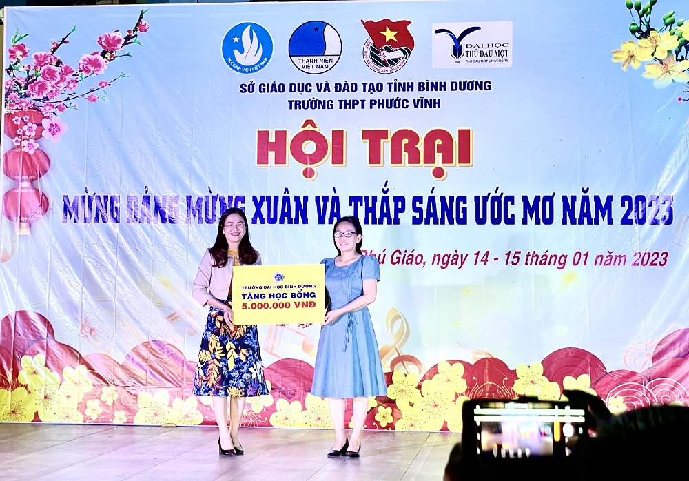 thap sang uoc mo